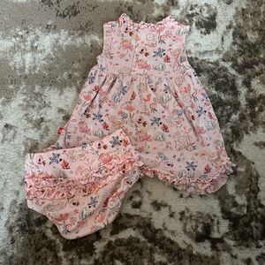 Magnetic Me Pink Floral Ruffle set